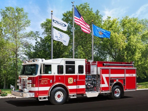 Pierce Arrow Pumper exterior view