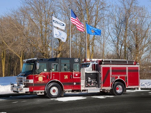 Pierce Impel Pumper exterior view, photo 2 of 3