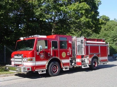 Pierce Impel Pumper exterior view, photo 3 of 4