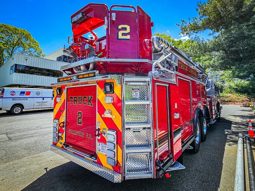 Pierce Enforcer Aerial exterior view, photo 3 of 59