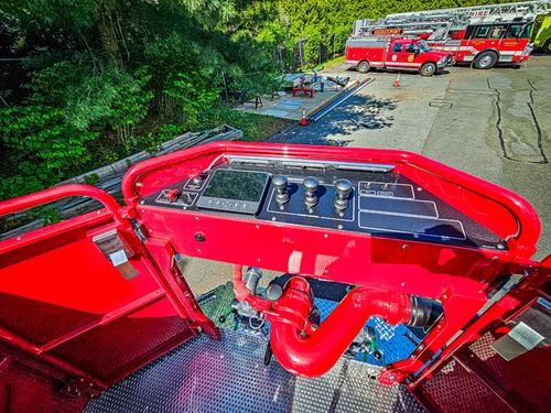 Pierce Enforcer Aerial exterior view, photo 53 of 59