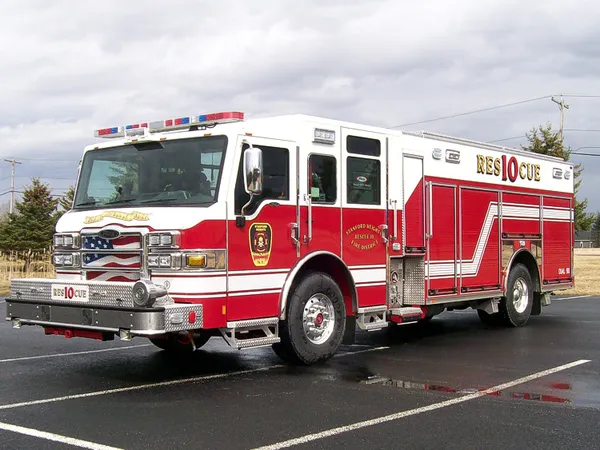 Pierce Velocity exterior view