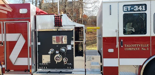 Pierce Enforcer Pumper exterior view, photo 25 of 27