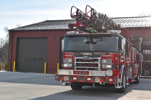 Pierce Enforcer Aerial exterior view, photo 3 of 55