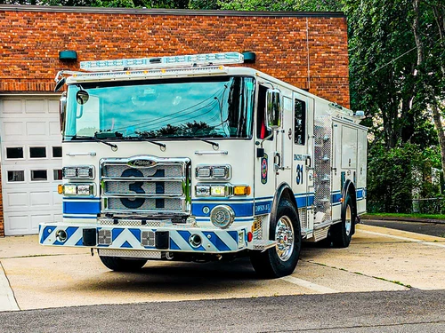 Pierce Enforcer Pumper exterior view