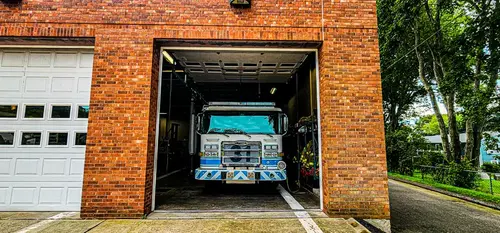 Pierce Enforcer Pumper exterior view, photo 10 of 57