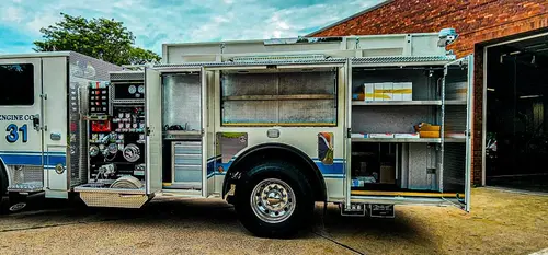 Pierce Enforcer Pumper exterior view, photo 21 of 57