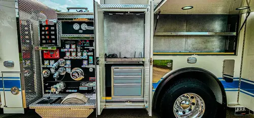 Pierce Enforcer Pumper exterior view, photo 22 of 57