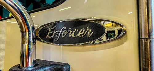 Pierce Enforcer Pumper exterior view, photo 4 of 57