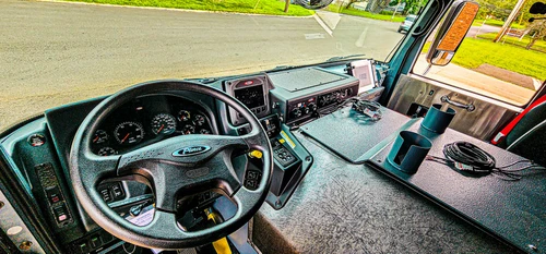 Pierce Enforcer Pumper exterior view, photo 55 of 57